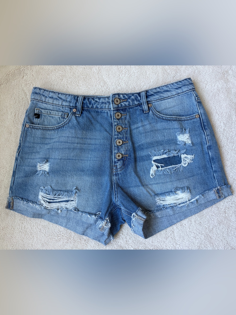 KanCan Light Blue Distressed Button Fly Denim Shorts Women Size 13/30